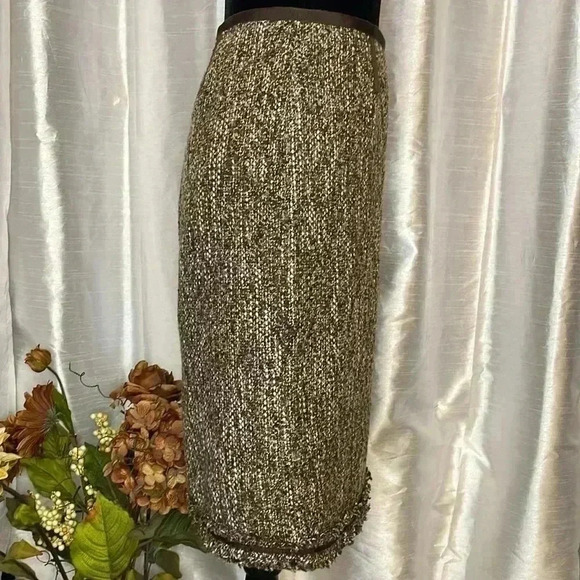 Talbots Women’s 8 Acrylic/Wool Blend Flecked Brown Tweed Pencil Skirt - Picture 4 of 8